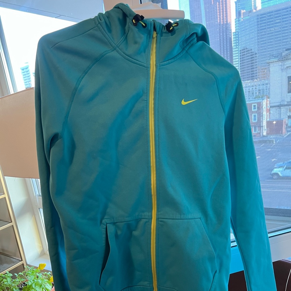 Nike Zip up jacket with hood